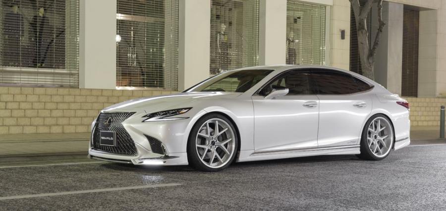  Lexus LS500h Executive Line by Wald 2018 года  (фото 1 из 23)
